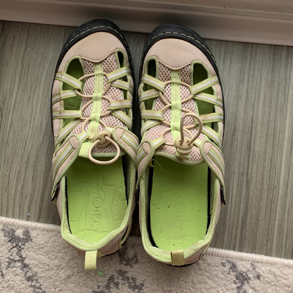 J14  JEEP SEABREEZE GREEN HIKING SANDALS WATER SHOES